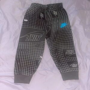 NIKE 18M joggers